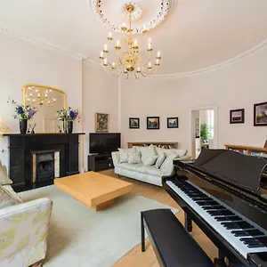  Apartment Luxurious Centre Self Catering United Kingdom